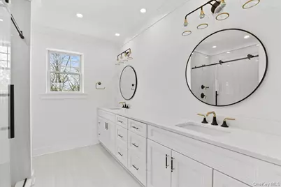 20 Hilltop Drive, Port Chester, NY 10573 - Photo 16