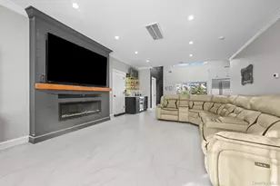 36 Foster Ln, Westbury, NY 11590 - Photo 6