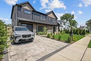 36 Foster Ln, Westbury, NY 11590 - Photo 2