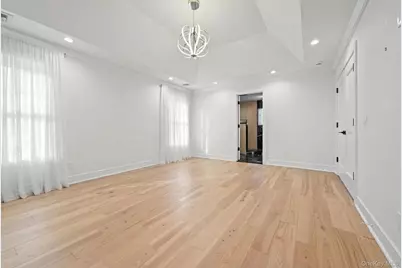 36 Foster Lane, Westbury, NY 11590 - Photo 18