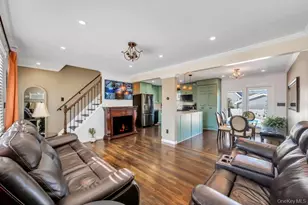 460 Roquette Ave, Floral Park, NY 11001 - Photo 6