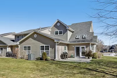 153 Stoneleigh Drive #153, Riverhead, NY 11901 - Photo 38