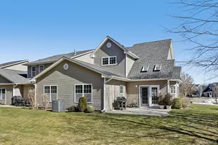 153 Stoneleigh Dr, Riverhead, NY 11901 - Photo 38