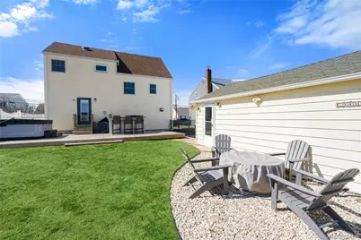 185 East Drive, Copiague, NY 11726 - Photo 28