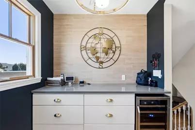 185 East Drive, Copiague, NY 11726 - Photo 14