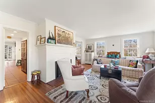 2 Oakwood Pl, Scarsdale, NY 10583 - Photo 4