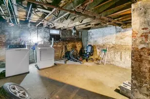 34 Dongan St, New York, NY 10310 - Photo 16