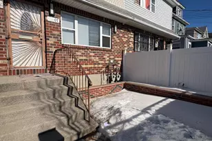 114-07 159th St, Jamaica, NY 11434 - Photo 28