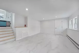 40 Durhamoc Ln, North Babylon, NY 11703 - Photo 16