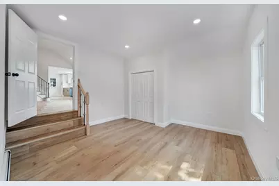 40 Durhamoc Lane, North Babylon, NY 11703 - Photo 30