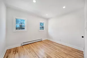 40 Durhamoc Ln, North Babylon, NY 11703 - Photo 26