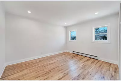 40 Durhamoc Lane, North Babylon, NY 11703 - Photo 24