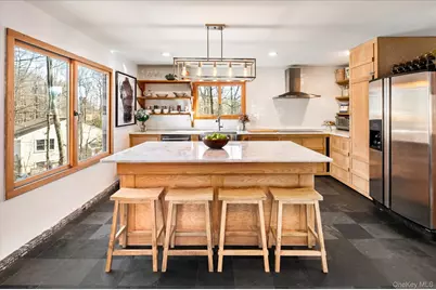 27 Mohawk Lane, Yorktown Heights, NY 10598 - Photo 14