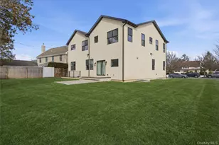 19 Arrow Ln, Hicksville, NY 11801 - Photo 38