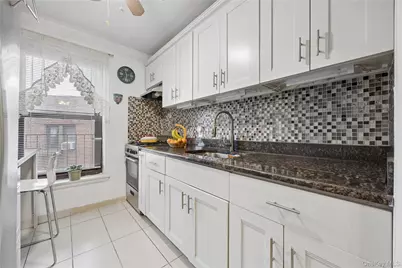 139-05 85th Drive #4B, Briarwood, NY 11435 - Photo 10