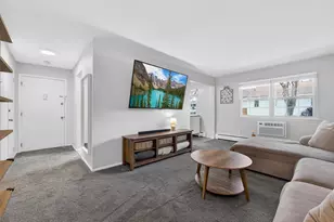 210 Parkside Dr, Suffern, NY 10901 - Photo 4