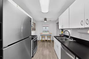 210 Parkside Dr, Suffern, NY 10901 - Photo 6