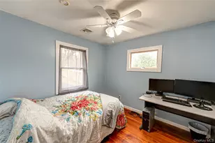 19 Fairview Pl, Hauppauge, NY 11788 - Photo 14