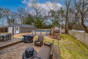 19 Fairview Pl, Hauppauge, NY 11788 - Photo 24