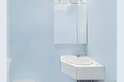 210 Sunset Boulevard, Bronx, NY 10473 - Photo 10