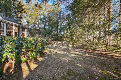 1692 Central Street, Yorktown Heights, NY 10598 - Photo 28