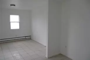 94 Roger Ave, Inwood, NY 11096 - Photo 6