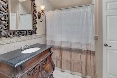 59 Lincoln Boulevard, Bethpage, NY 11714 - Photo 20