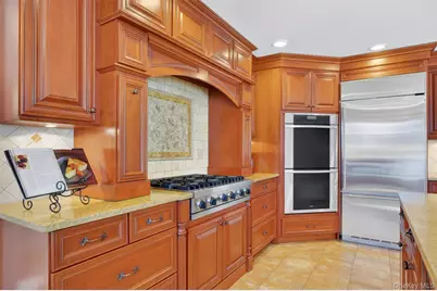 2864 Old Yorktown Road, Yorktown Heights, NY 10598 - Photo 6