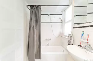 155 Hawkins St, Bronx, NY 10464 - Photo 16