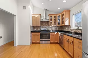 361 Nevada St, Lindenhurst, NY 11757 - Photo 18