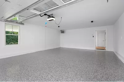 40 Hewlett Lane, Port Washington, NY 11050 - Photo 28