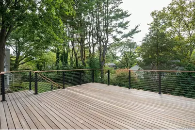 40 Hewlett Lane, Port Washington, NY 11050 - Photo 30