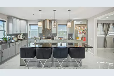 296 Milburn Avenue, Baldwin, NY 11510 - Photo 10