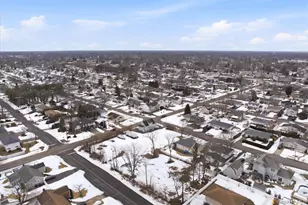 35 Weston Ave, Deer Park, NY 11729 - Photo 30