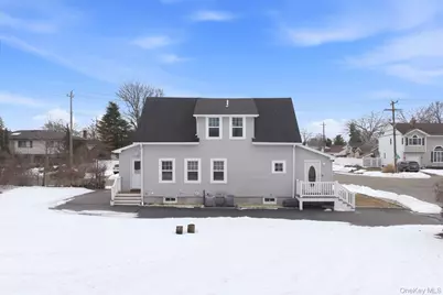 35 Weston Avenue, Deer Park, NY 11729 - Photo 6