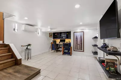 58 Kingston Avenue, Yonkers, NY 10701 - Photo 24