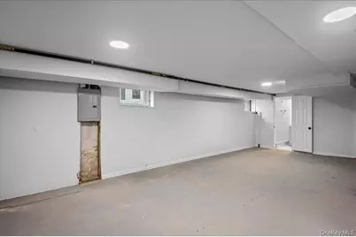 17949 Zoller Road, Jamaica, NY 11434 - Photo 16