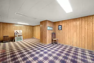 36 W Terrace Rd, Great Neck, NY 11021 - Photo 26