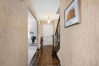 36 West Terrace Road, Great Neck, NY 11021 - Photo 2