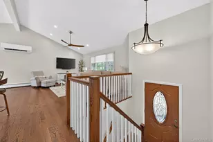 6 Viaduct Ct, Salisbury Mills, NY 12577 - Photo 2