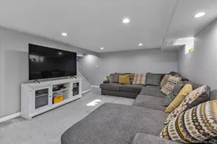 7 Rutgers Pl, Merrick, NY 11566 - Photo 18