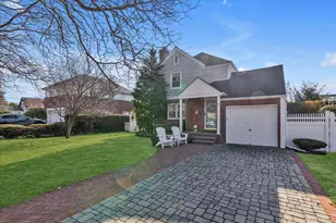 7 Rutgers Pl, Merrick, NY 11566 - Photo 2