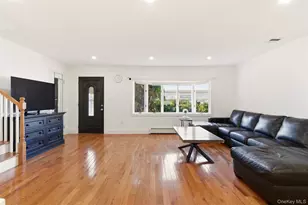 557 Woodbury Rd, Plainview, NY 11803 - Photo 4