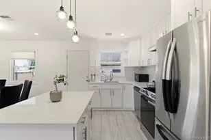 557 Woodbury Rd, Plainview, NY 11803 - Photo 8