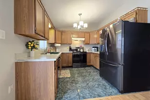 1462 Claas Ave, Holbrook, NY 11741 - Photo 6