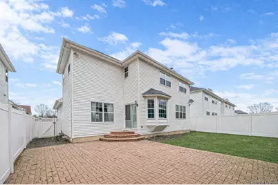 120 Cranberry Court, Melville, NY 11747 - Photo 34