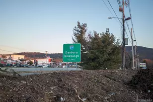 919 Saratoga Ln, Fishkill, NY 12524 - Photo 38