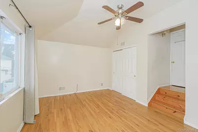 61 Merivale Lane, New York, NY 10304 - Photo 18