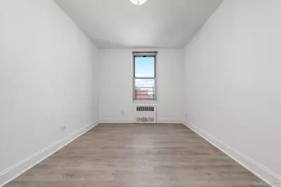 6011 Broadway #5E, Woodside, NY 11377 - Photo 8