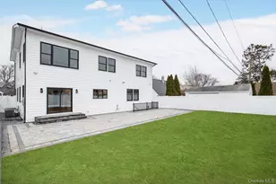 2428 2nd St, East Meadow, NY 11554 - Photo 24